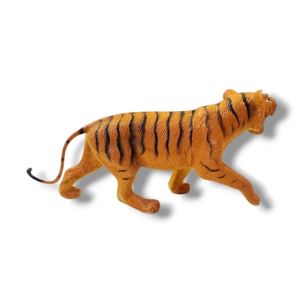 Vintage 1987 Toy Tiger Figure Animal Plastic /‎ PVC